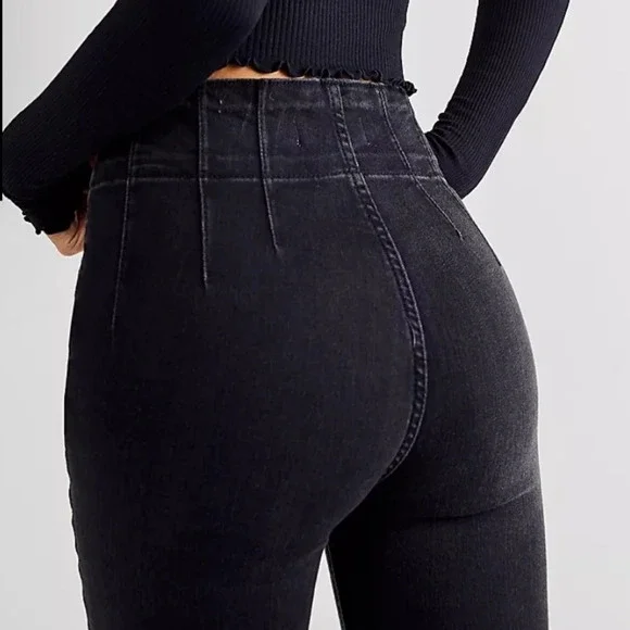 NWT Free People Jayde Flare Jeans - Picture 2 of 11